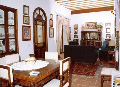Plaza Chica Hotel การ์ตายา ภายนอก รูปภาพ