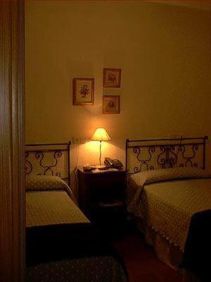 Plaza Chica Hotel การ์ตายา ห้อง รูปภาพ